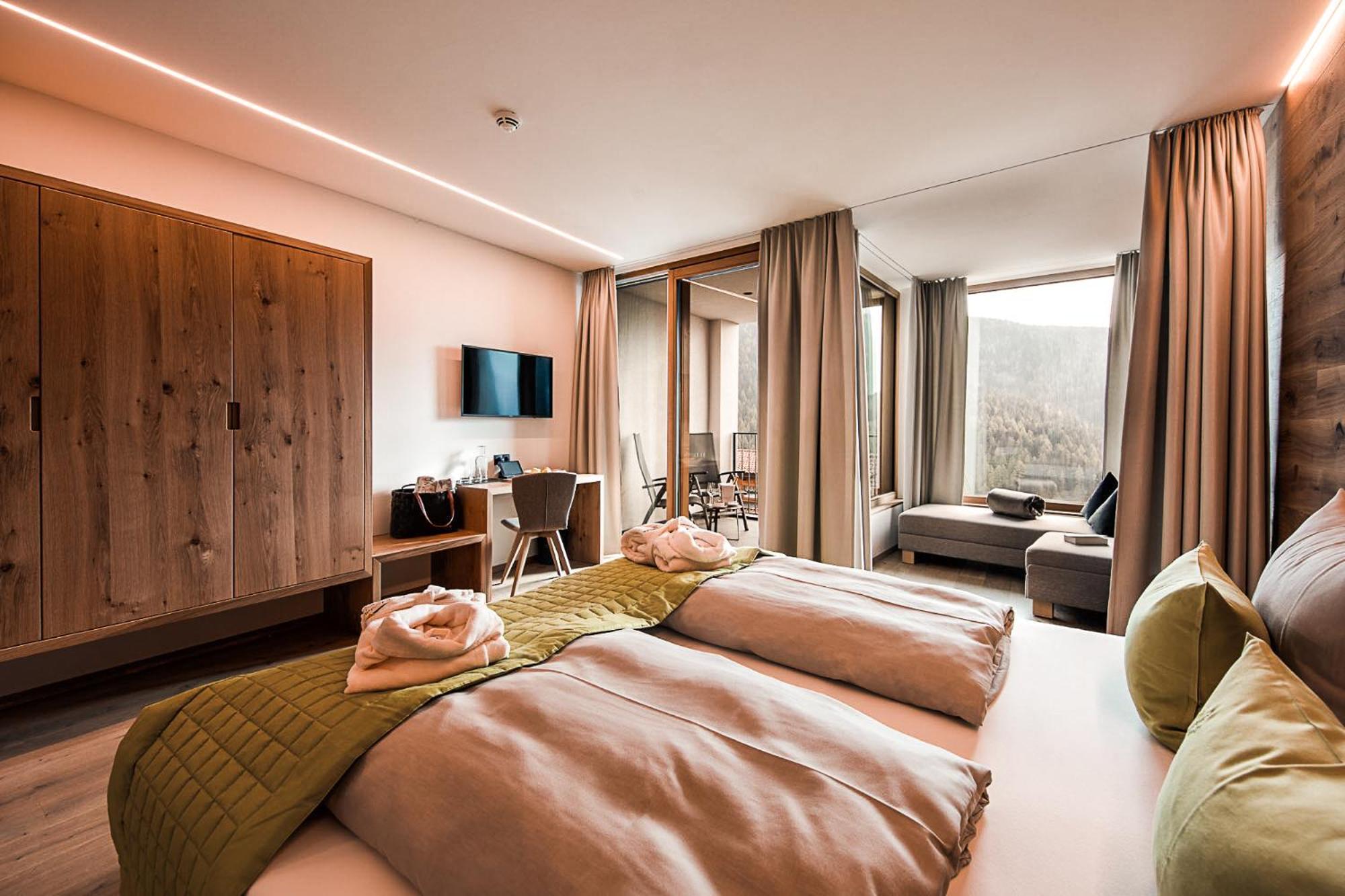 Panoramic Lotsch Hotel Sarentino Szoba fotó